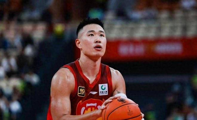 告别辽粤争霸！CBA联赛格局重新洗牌，贺希宁庞峥麟徐昕有新消息