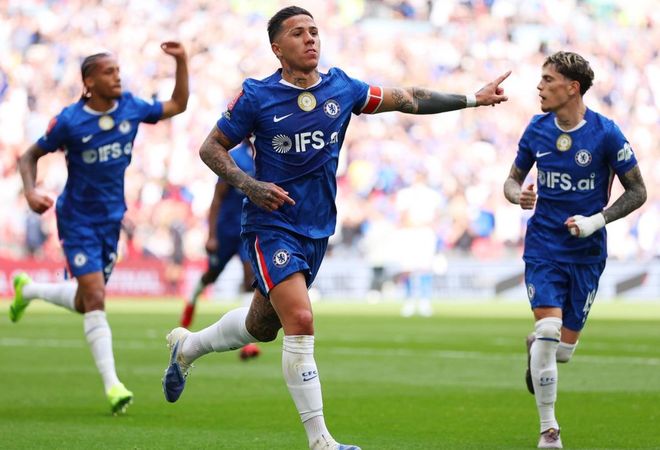 1-0！2-1！疯狂一夜：切尔西进决赛，波尔图险胜，米兰0-0尤文