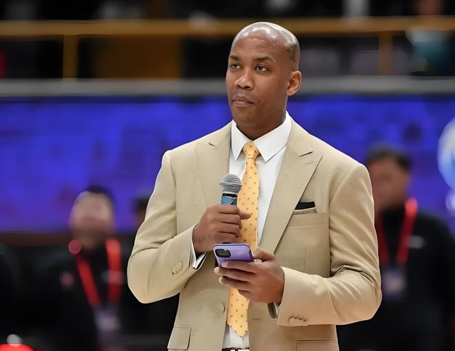 广厦队、上海队、北京队谁能夺冠？马布里给出了自己的答案！