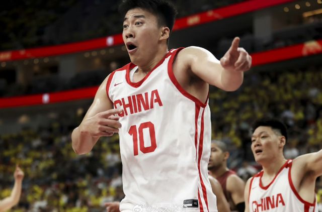中国男篮最新名单！王俊杰正式回归，冯傲入选，郭士强考察新人