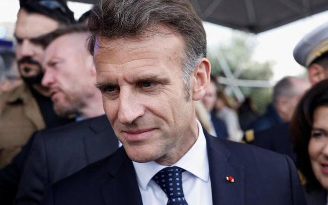 法国总统马克龙：今晚我支持巴黎，预测他们会3-1击败拜仁