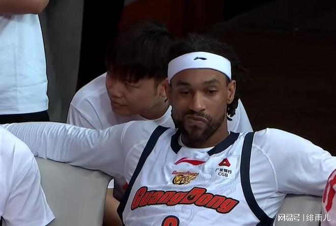 辟谣！萨林杰拒绝离队，休赛期有望与广东男篮续约？