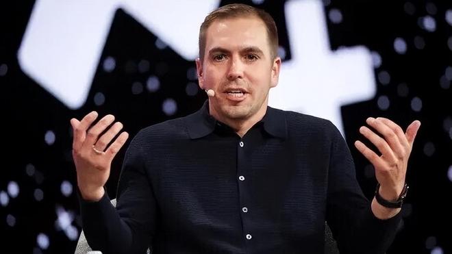 拉姆：诺伊尔40岁仍巅峰的秘诀 我认同克罗斯对拜仁的批评