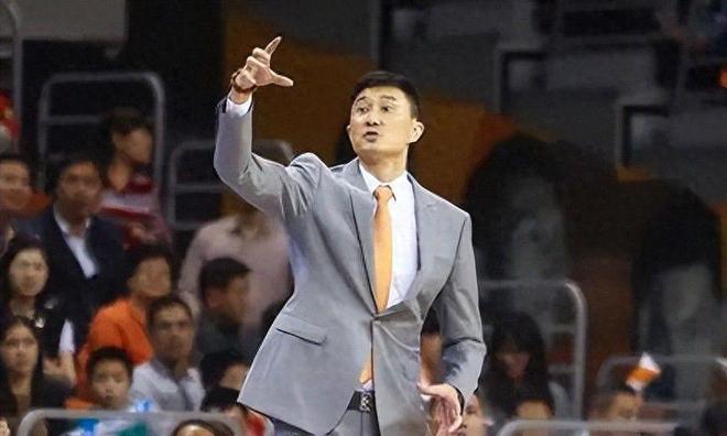 杜峰CBA执教名场面：那些极具争议的逆天言论，每一句都引爆舆论