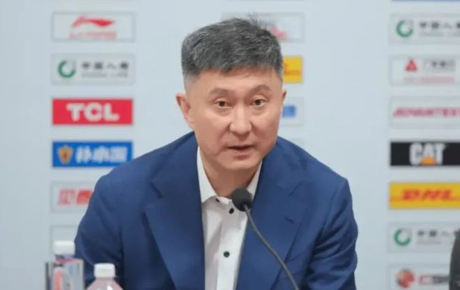 广东男篮输球，杜锋点评：进攻简单命中率低，季后赛不能这么打