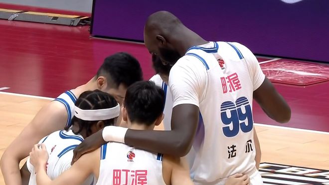 CBA季后赛疯狂一夜！山西拒绝逆转，青岛功亏一篑，黑马险爆大冷