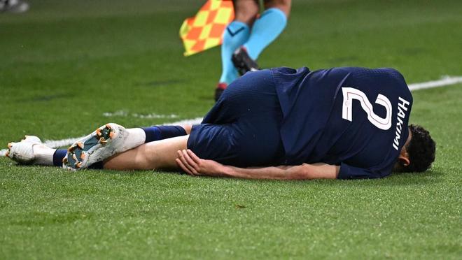 记者：阿什拉夫腿筋受伤将缺席欧冠半决赛次回合