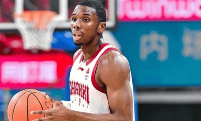 86:90、65:57！CBA悲喜夜！首轮3队被下克上 米奇30+22难救主！