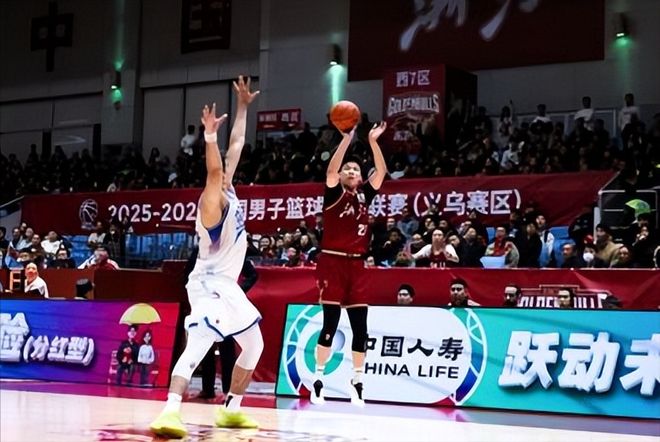 浙江队季后赛开门红，洋帅一决定太明智，年轻的24号一剑封喉