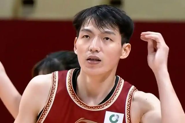 三分6中1！单场仅4分！CBA又一MVP陨落？