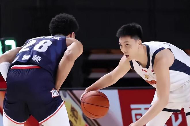 随着广东大胜21分，山东102-86辽宁，CBA季后赛最新排名出炉！
