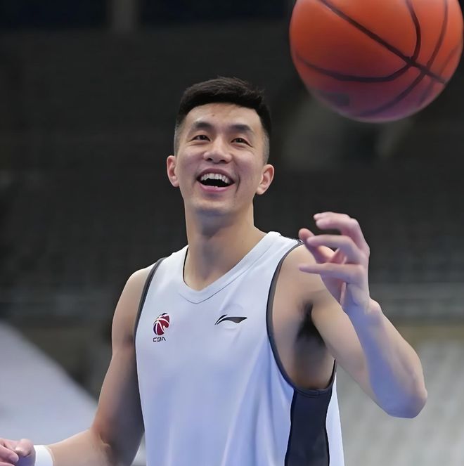 实话实说，郭艾伦谈2米26徐昕！