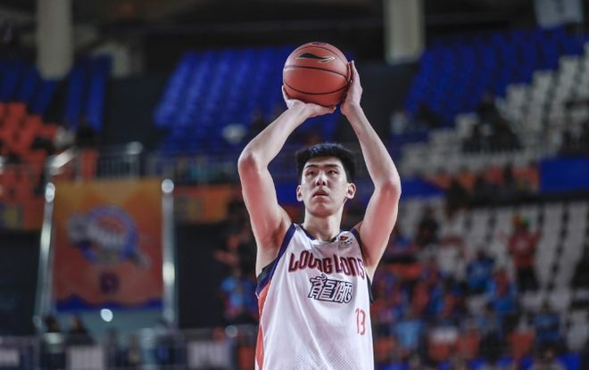 徐昕下周赴美：除NBA5队邀请试训 NCAA多名校关注今年亚军在列