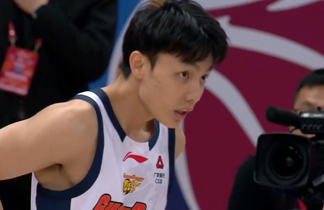 广东94-102北京！球员评分：3人满分，4人良好，3人不合格