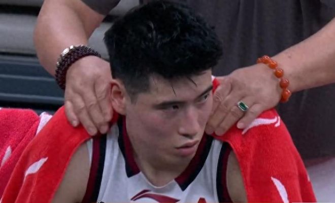 1-0！CBA大黑马迎季后赛首胜！双MVP合砍59分，贺西宁本土第一人