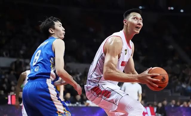 单场三分16中！北京男篮靠三分雨，掀翻11冠王广东