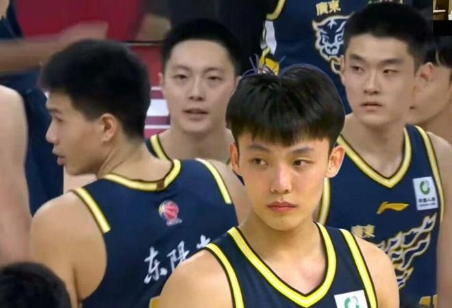 CBA一日两战：广东再战北京，凶多吉少；上海欲横扫山东 悬念不大