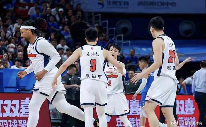 爆料广东队重大调整，主场拿出秘密武器，准备大胜北京队