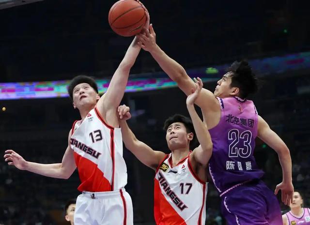 CBA生死战替补仅得6分？山东男篮板凳短板，成致命隐患