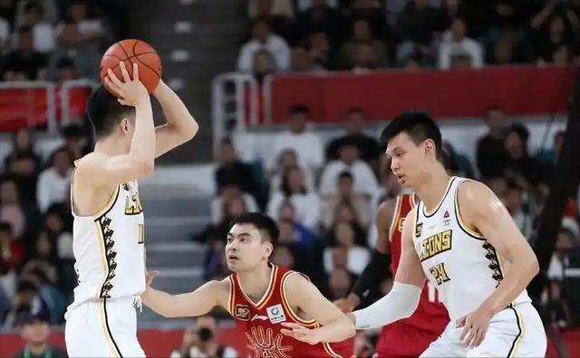 贺希宁4记三分救主！深圳2-0晋级，浙江主场魔咒破了？