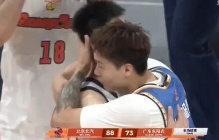 1比2！结束了，广东彻底结束本赛季