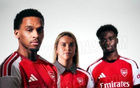 阿森纳下赛季主场球衣谍照：酒红色点缀，闪电纹路领口设计