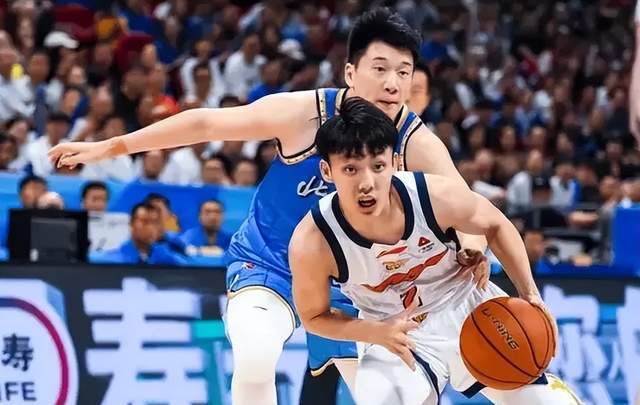 广东男篮出局，揪出4大低迷之人，杜锋若留任，赶紧把他们送走吧