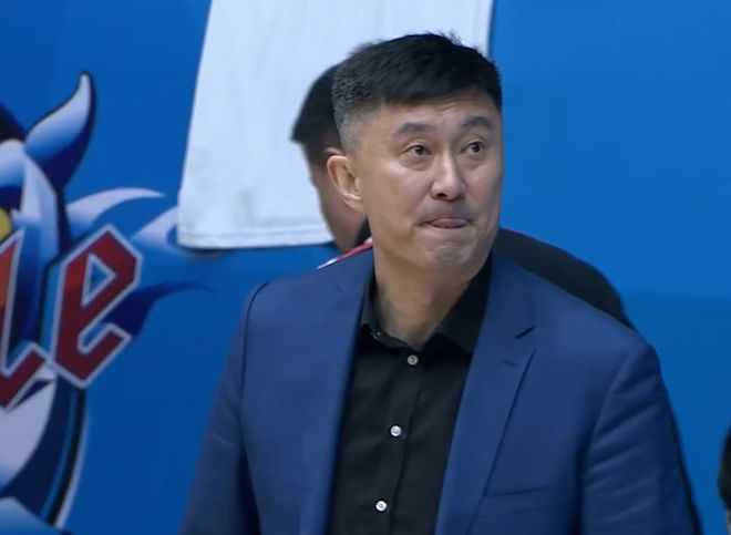 霸气！杜锋回怼记者：我没有遗憾，很多球队没有冠军，我们有11个