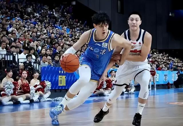 三分31中8！11冠王广东8进4惨败，北京首钢掀翻热门？