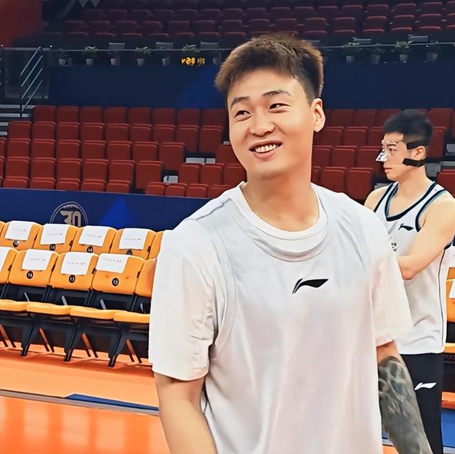 备战上海G1！曾凡博带伤，赵睿伤势无碍，许利民亲承球队逐渐向好