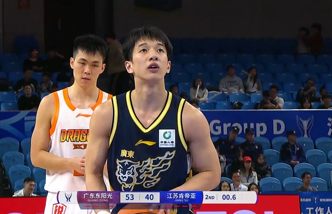 广东U21一分惜败上海！杨溢轰25+8+6，三分铁树开花，李奕臻25分