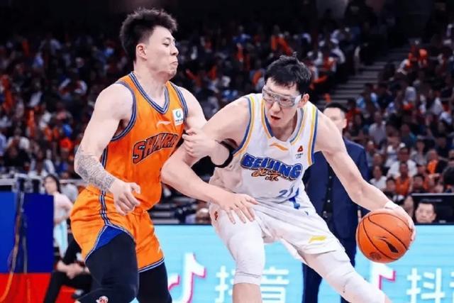 CBA季后赛｜失误太多外加丢篮板球，北汽男篮错失20分大逆转