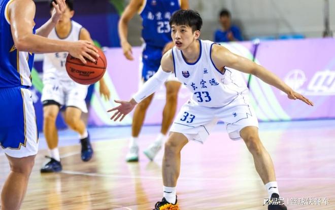 92比93惜败1分！广东又一次输给上海：小徐杰空砍25分8助6板