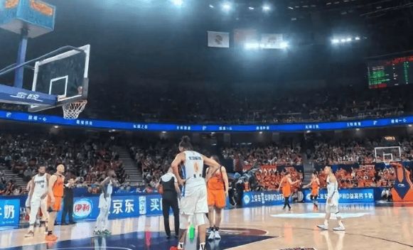 北京顶级外援伤情无缘G2，赵睿肩负更大压力，主帅陷入难题