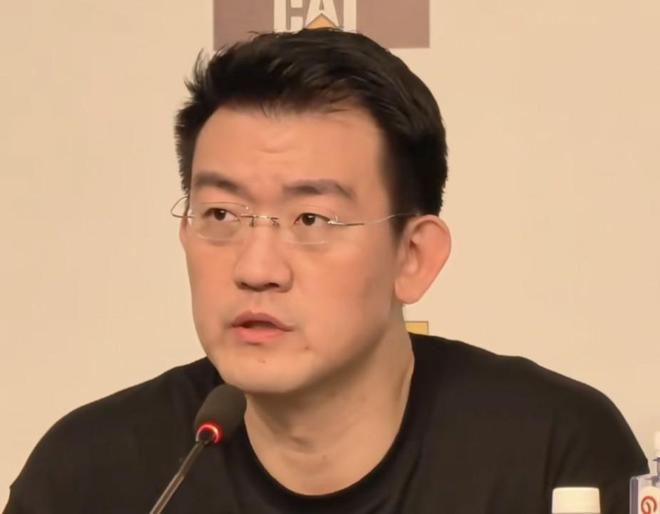 王博：比赛给我们提了醒，如何限制深圳快攻和三分是下场的课题