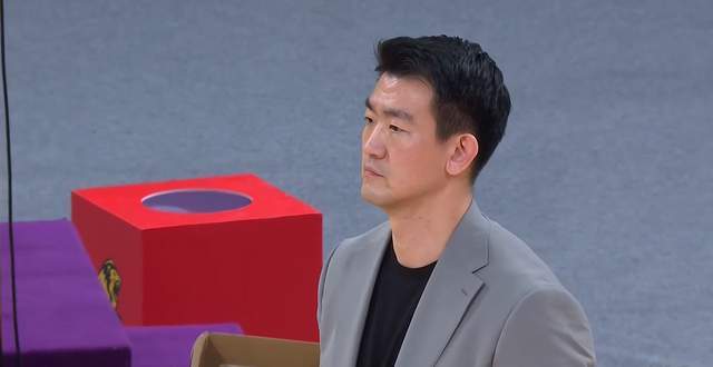 打不过，完全打不过！黑马又被虐，广厦2-0拿到赛点，MVP空砍18分