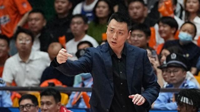 CBA半决赛“京沪大战”，心态不稳的上海男篮输得不冤，能否战至第五回合？