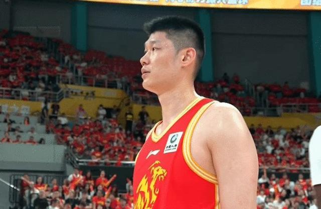CBA ｜广厦两连胜深圳拿到半决赛赛点