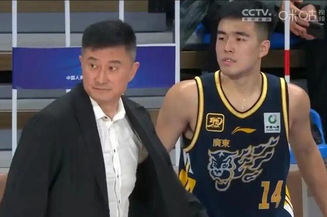 广东男篮五人合同到期，一人离队一人进入教练组，杜润旺确定留队
