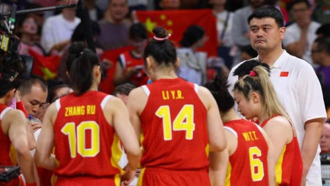 女篮世界杯出炉，宫鲁鸣提拔3巨头，李梦李月汝有望共同联合