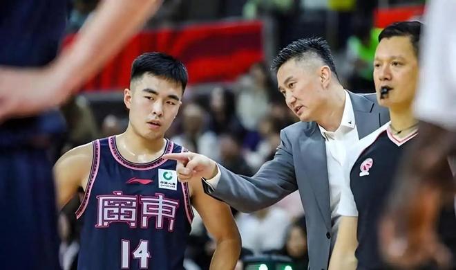 宏远今夏离队首人出炉？杜锋爱将或转投福建，曾创广东选秀纪录