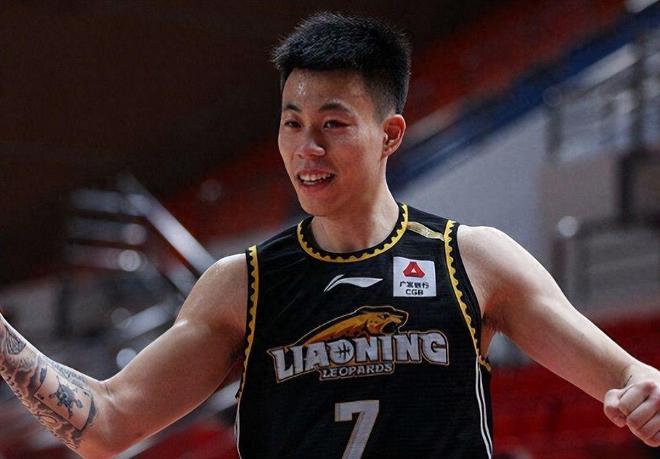 留洋七年、NCAA炸场！被骂靠妈上位，张镇麟用实力颠覆偏见
