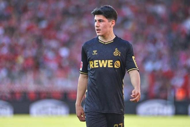 德天空：科隆决定不买断费利佩-查韦斯，球员将返回拜仁