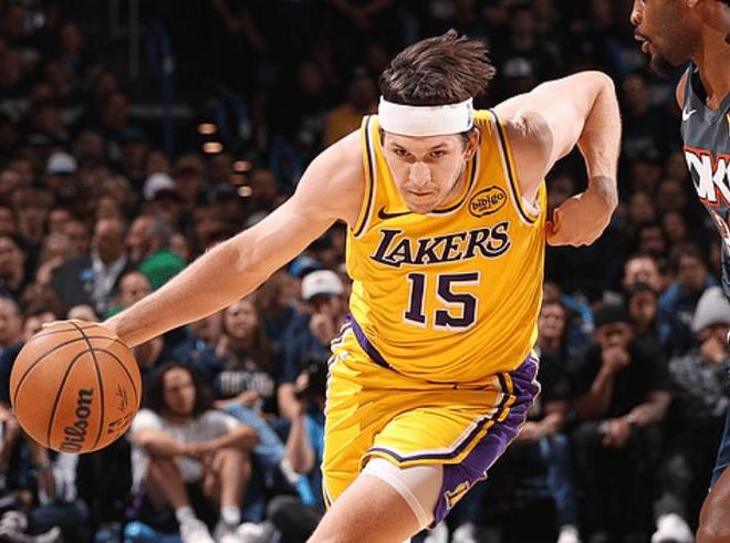 18分惨败！湖人0-2雷霆，里夫斯31+6，老詹23分，系列赛失去悬念