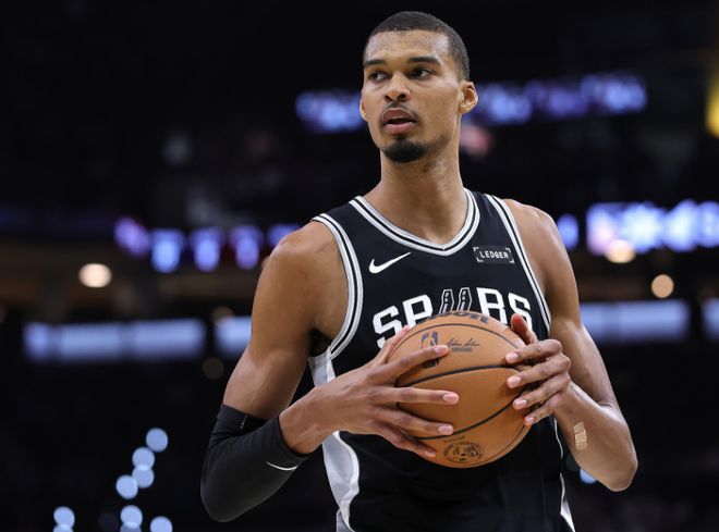 NBA官宣次轮G6裁判组：詹姆斯任刺狼主裁判 扎克任骑塞主裁判