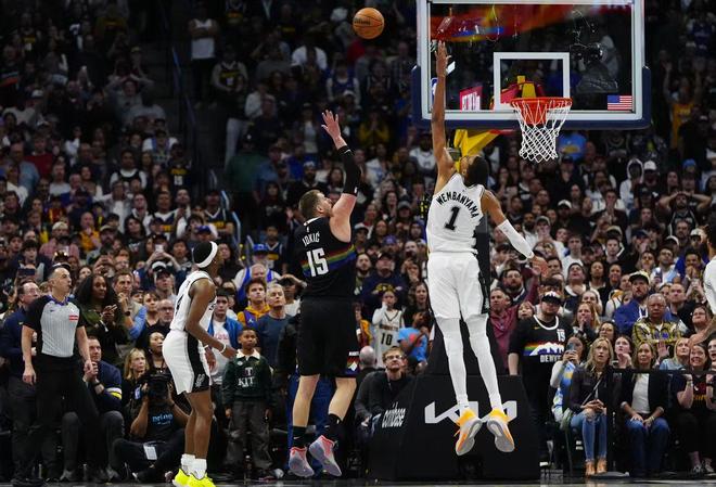 西部排名大乱！3核变单核，湖人第3难保，火箭坐5望4 快船让出第8