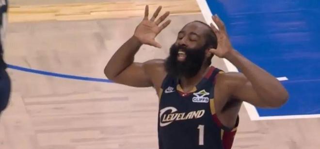 差点76分惨案！27分11板4断7帽！文班这踏马是人啊！