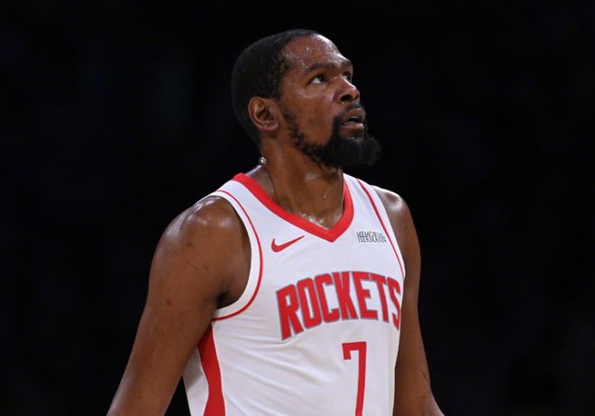 名记Shams：杜兰特将继续缺席G6 骨挫伤至少还需再休一周