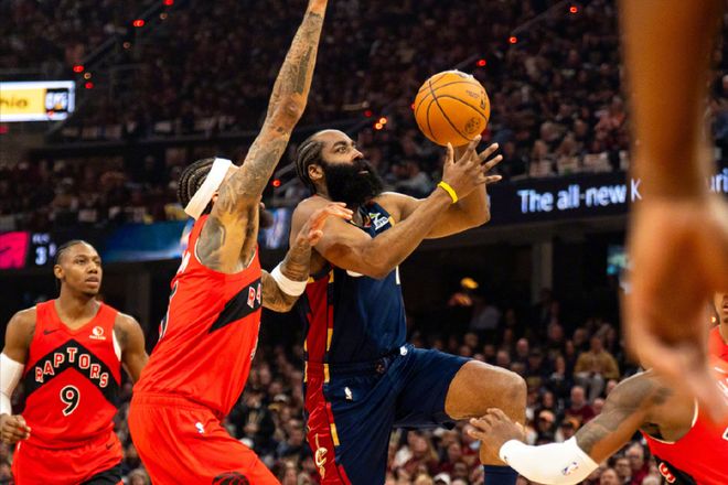 首组2-0诞生，哈登一战迎3大里程碑！骑士3核轰83分触发必胜定律