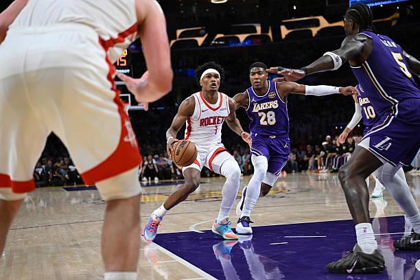 铁人也有些顶不住了！火箭后场新星到了季后赛场均要出场44分钟？